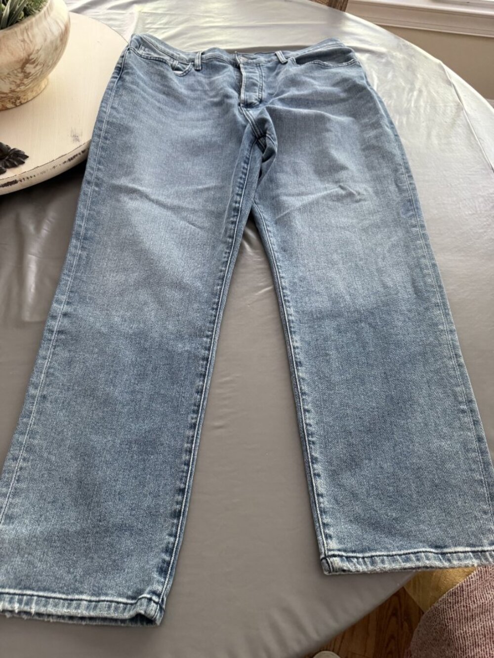 Joe's Jeans The OG Straight Ankle Cara Jeans NWT